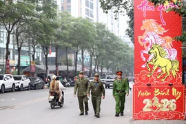 Công an phường Khương Đình xử lý "điểm nghẽn" trật tự đô thị bằng tư duy "có tình, có lý"