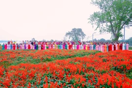 Duyên dáng phụ nữ Công an Thủ đô trong ngày hội tôn vinh phái đẹp