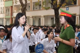 Nâng cao ý thức chấp hành pháp luật về giao thông cho học sinh