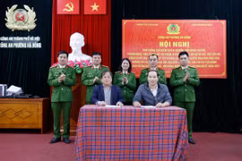 Phát huy sức mạnh toàn dân trong đợt cao điểm thu hồi vũ khí, vật liệu nổ