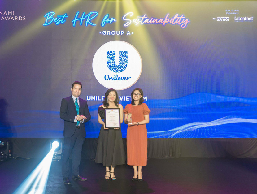 Unilever Việt Nam đoạt Quán quân tại hạng mục “Chiến lược Nhân sự vì sự Phát triển Bền vững” của Vietnam HR Awards 2022.