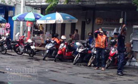 Bangkok, hình ảnh ngày đầu tiên sau cuộc đảo chính ảnh 8 Bangkok, hình ảnh ngày đầu tiên sau cuộc đảo chính ảnh 8