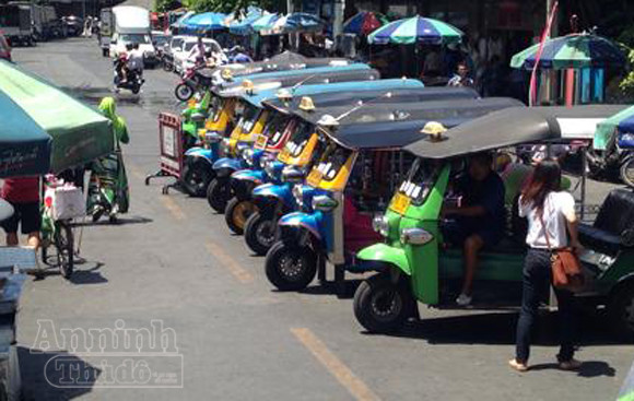 Bangkok, hình ảnh ngày đầu tiên sau cuộc đảo chính ảnh 7 Bangkok, hình ảnh ngày đầu tiên sau cuộc đảo chính ảnh 7