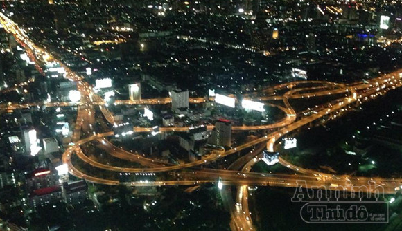 Một vòng Bangkok giờ giới nghiêm ảnh 1