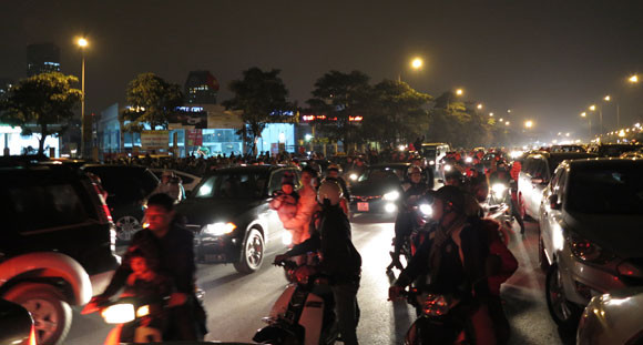 Hân hoan chào đón Giao thừa 2013 trên mọi miền Tổ quốc. ảnh 2