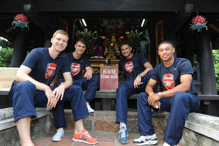 3 bức ảnh cực độc của Arsenal tại Hà Nội ảnh 3