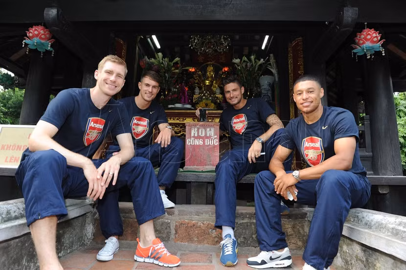 3 bức ảnh cực độc của Arsenal tại Hà Nội ảnh 3