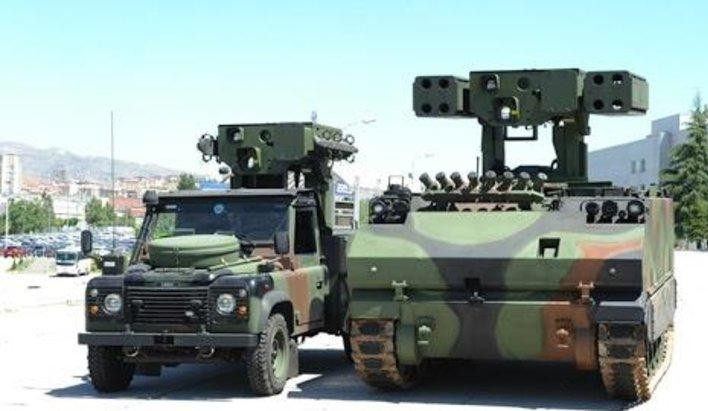 "Liên quân Nga-Syria đã tổ chức tấn công quy mô lớn vào vào chúng tôi trong những ngày qua. Vì vậy tăng cường lực lượng và vũ khí mạnh rất cần thiết với chúng tôi vào thời điểm này. Chúng tôi cùng lực lượng Thổ Nhĩ Kỳ đang tiến hành những biện pháp phòng ngừa cần thiết", chỉ huy của SNA nói.