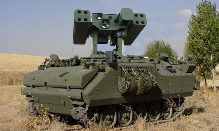 Mỗi hệ thống ATILGAN PMADS chứa 8 tên lửa Stinger, chúng luôn cơ động thay đổi vị trí liên tục trên chiến trường để khóa bắn mục tiêu.