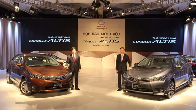 Toyota Corolla Altis 2014 có giá chính thức từ 757-944 triệu đồng ảnh 1