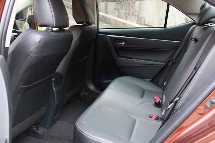 Hôm nay, Toyota Corolla Altis 2014 ra mắt người tiêu dùng Việt ảnh 4 Hôm nay, Toyota Corolla Altis 2014 ra mắt người tiêu dùng Việt ảnh 4