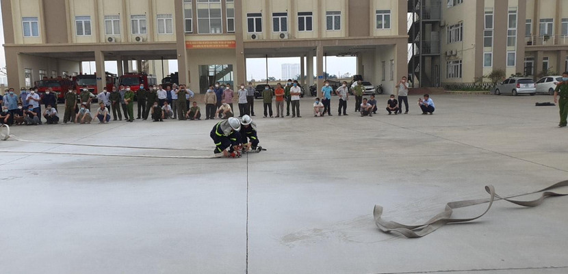 Tại buổi tập huấn Đội Cảnh sát PCCC thiết lập zalo tương tác tới các đội PCCC để thông báo tình hình cháy, nổ và tuyên truyền PCCC cũng như thông tin cháy nổ. Qua trang zalo cũng mong các thành viên cung cấp tin tức liên quan PCCC và vị trí nơi xảy cháy để Đội PCCC đến ứng cứu kịp thời.