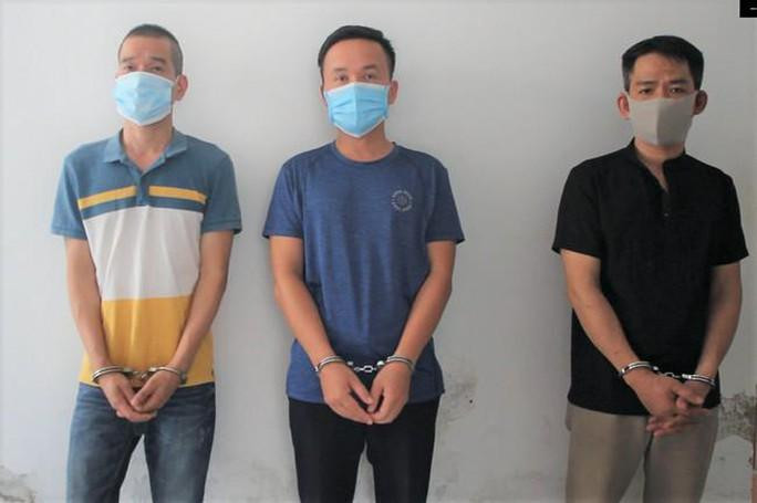 Lê Thanh Hải cùng đồng bọn tại cơ quan công an