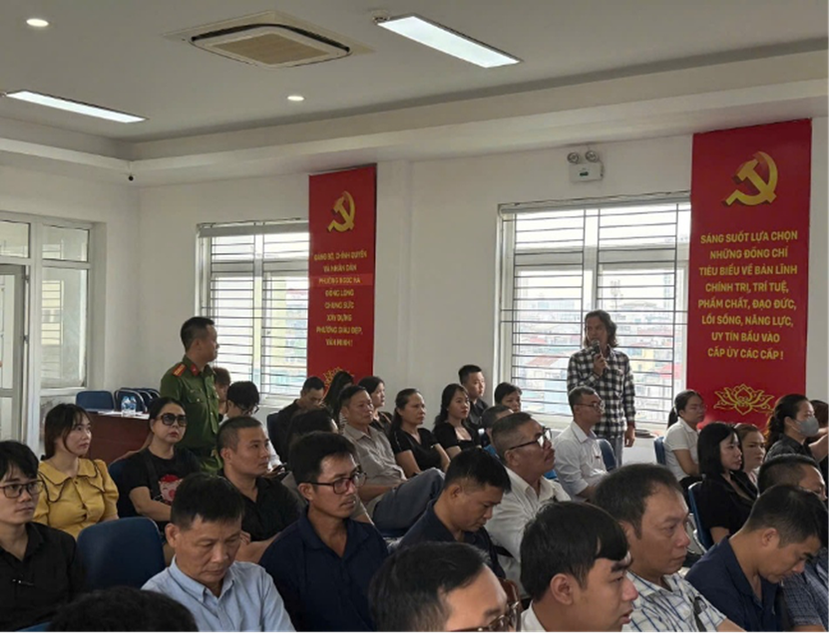 Chủ cơ sở kinh doanh tham gia hội nghị