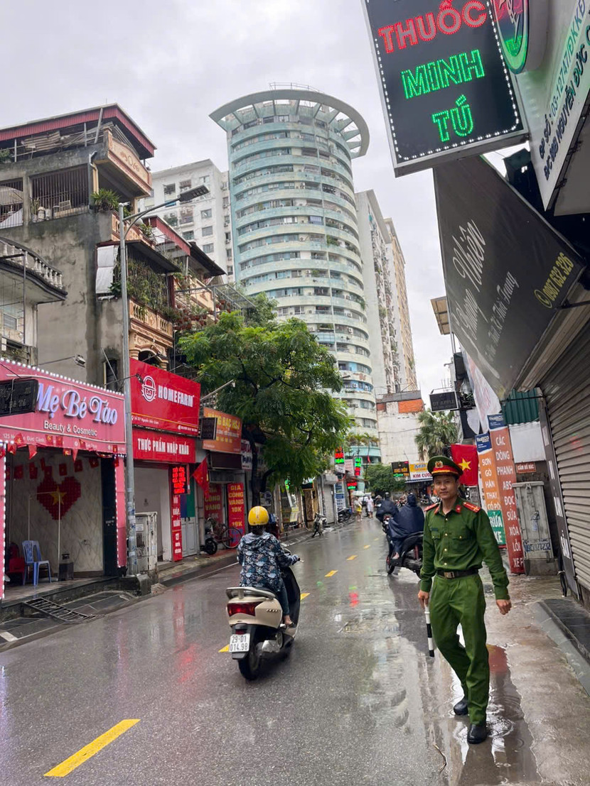 Các tuyến phố ở phường Tương Mai ổn định sau cơn mưa lớn