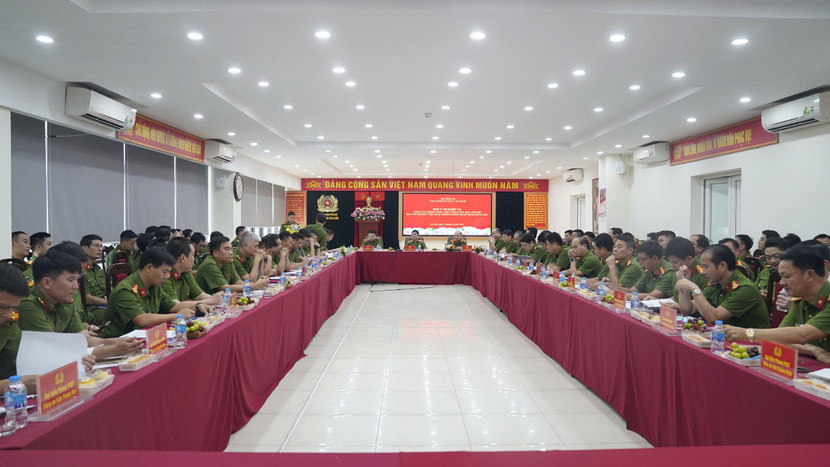 Toàn cảnh hội nghị Toàn cảnh hội nghị