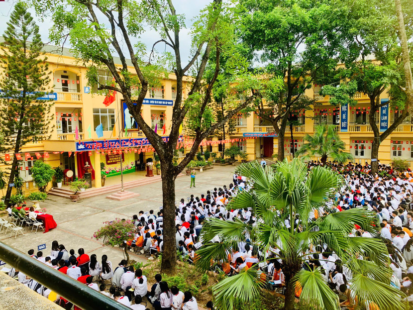 Buổi tuyên truyền thu hút gần 1.000 học sinh, cán bộ, giáo viên tham dự