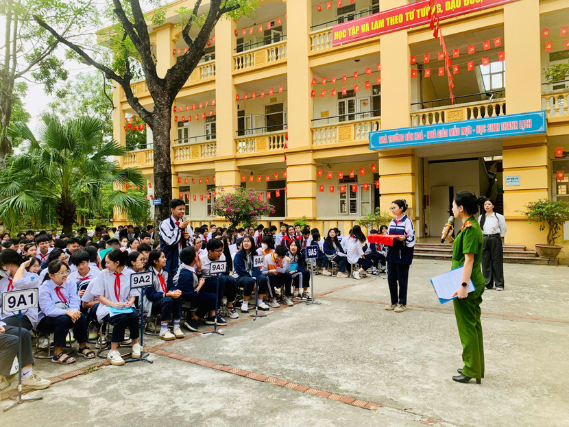 Buổi tuyên truyền đã mang lại nhiều kiến thức bổ ích cho các em học sinh