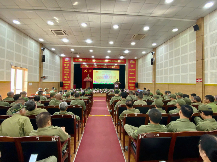 Lớp bồi dưỡng có 154 học viên tham gia