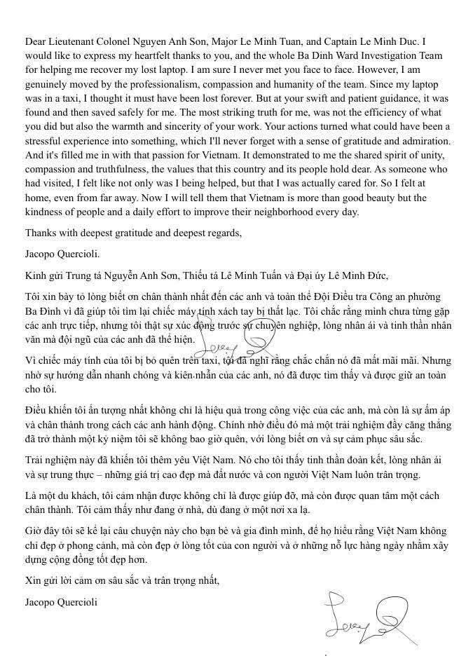 Du khách nhận lại tài sản và lá thư cảm ơn gửi đến Công an phường Ba Đình Du khách nhận lại tài sản và lá thư cảm ơn gửi đến Công an phường Ba Đình