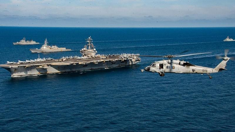 Nhóm tác chiến tàu sân bay USS Ronald Reagan Nhóm tác chiến tàu sân bay USS Ronald Reagan