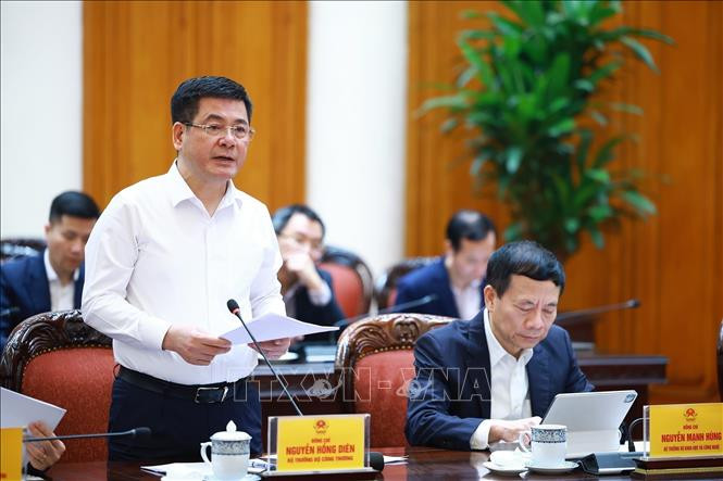 Bộ trưởng Bộ Công thương Nguyễn Hồng Diên phát biểu. Ảnh: Dương Giang/TTXVN