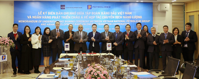 Petrolimex và ADB hợp tác chuyển dịch năng lượng xanh ảnh 2 Petrolimex và ADB hợp tác chuyển dịch năng lượng xanh ảnh 2