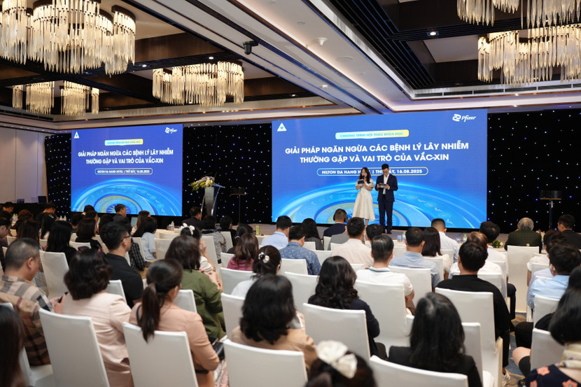 Toàn cảnh hội thảo khoa học Toàn cảnh hội thảo khoa học