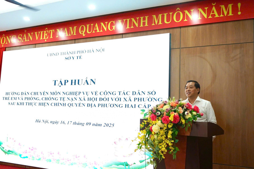 Phó Giám đốc Sở Y tế Hà Nội Đinh Hồng Phong phát biểu bế mạc lớp tập huấn