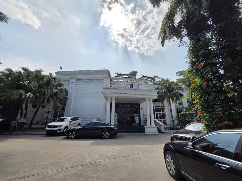 Chưa có dấu hiệu của việc thu hồi đất, GPMB đối với 568m2 công trình nhà 2 tầng và phụ trợ khu vui chơi giải trí bán đảo hồ Đống Đa