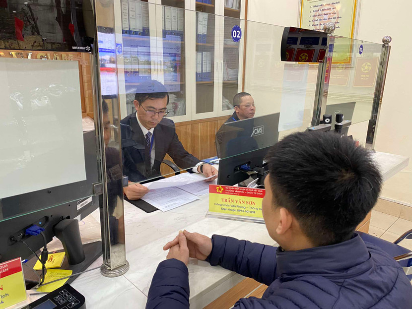 Không khí làm việc ngày đầu năm ở UBND phường Văn Miếu-Quốc Tử Giám