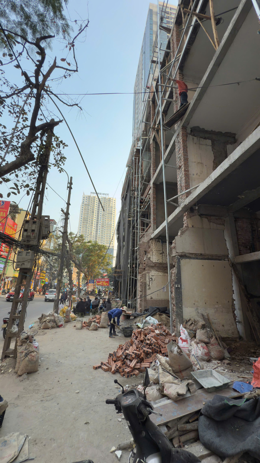 Không để xảy ra vi phạm chỉ giới tuyến đường, đảm bảo mỹ quan đô thị Không để xảy ra vi phạm chỉ giới tuyến đường, đảm bảo mỹ quan đô thị