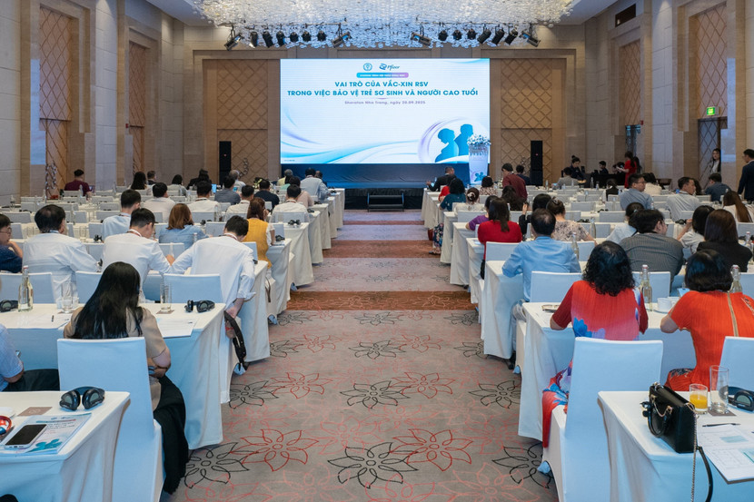 Toàn cảnh hội nghị Toàn cảnh hội nghị