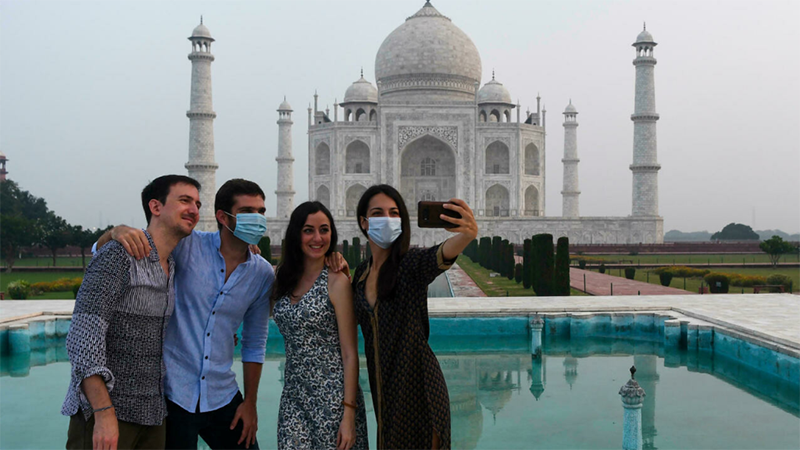 Ấn Độ mở cửa đón du khách nước ngoài từ ngày 15-10 (Ảnh: AFP)