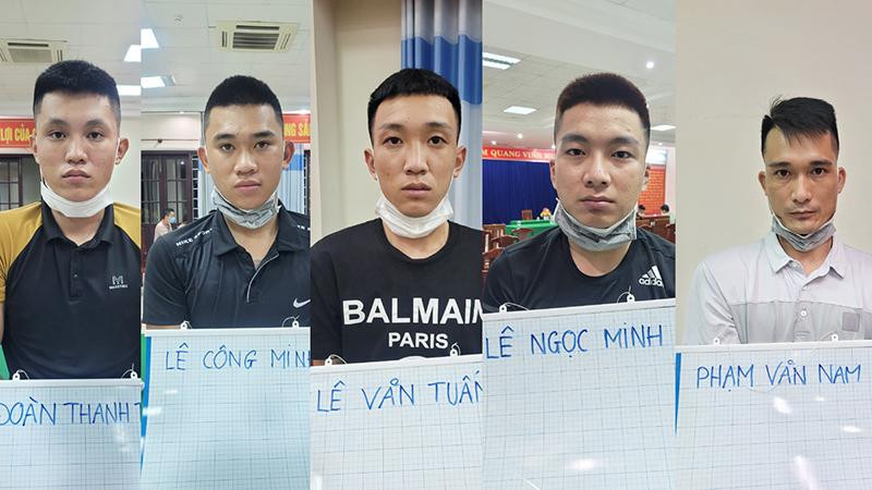 5 đối tượng trong đường dây cho vay nặng lãi 5 đối tượng trong đường dây cho vay nặng lãi