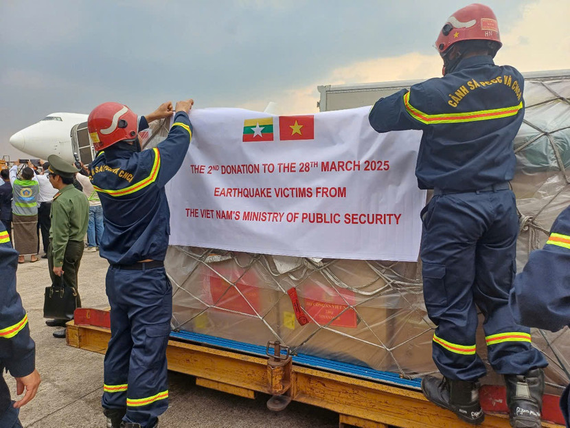Đợt cứu trợ lần thứ hai của Việt Nam gừi đến Myanmar