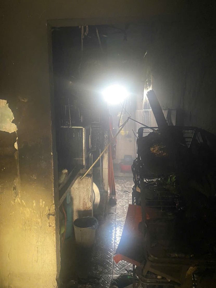 Hiện trường bên trong căn hộ xảy cháy Hiện trường bên trong căn hộ xảy cháy