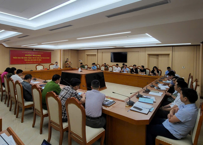 Hội nghị đưa ra nhiều giải pháp về PCCC trong thời gian tới Hội nghị đưa ra nhiều giải pháp về PCCC trong thời gian tới