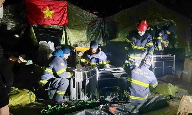 Hình ảnh Lực lượng Cảnh sát cứu nạn, cứu hộ Việt Nam triển khai khắc phục hậu quả động đất tại Thổ Nhĩ Kỳ