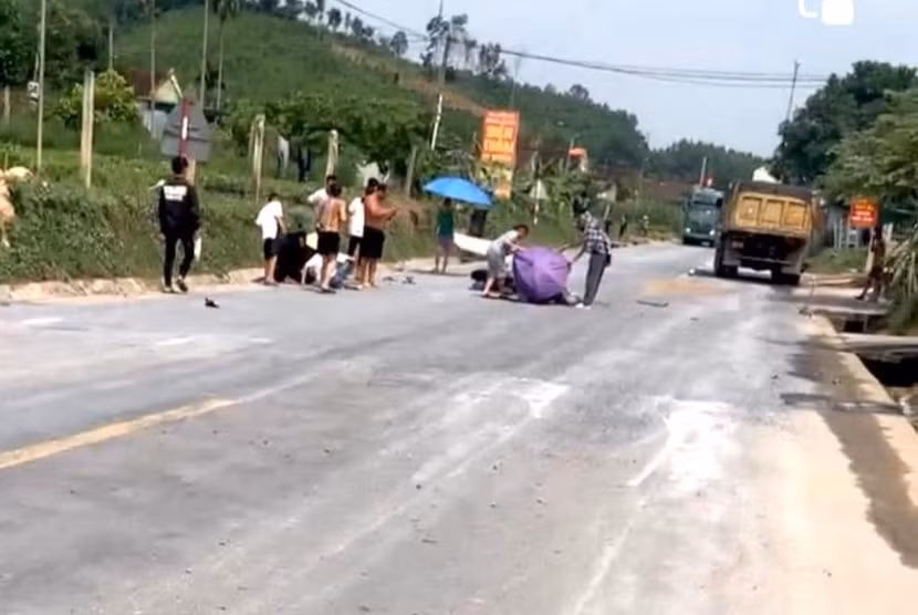 Hiện trường nơi xảy ra vụ tai nạn thương tâm