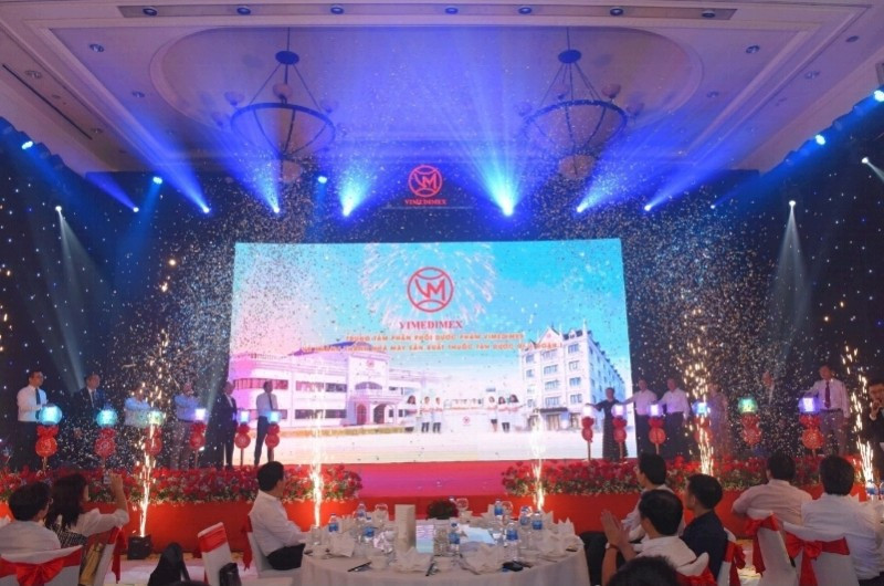 Lễ khai trương trung tâm phân phối dược phẩm Vimedimex và Khánh thành nhà máy sản xuất thuốc tân dược giai đoạn 1 tại khách sạn Daewoo, Hà Nội Lễ khai trương trung tâm phân phối dược phẩm Vimedimex và Khánh thành nhà máy sản xuất thuốc tân dược giai đoạn 1 tại khách sạn Daewoo, Hà Nội