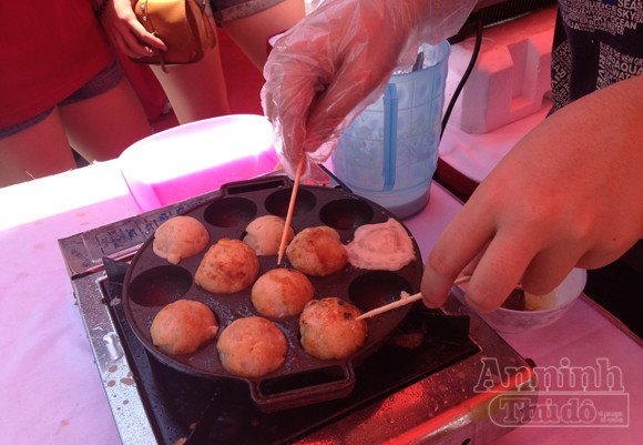 Nóng 40°C, giới trẻ Hà Nội vẫn váy áo lòa xòa, hào hứng Cosplay ảnh 16