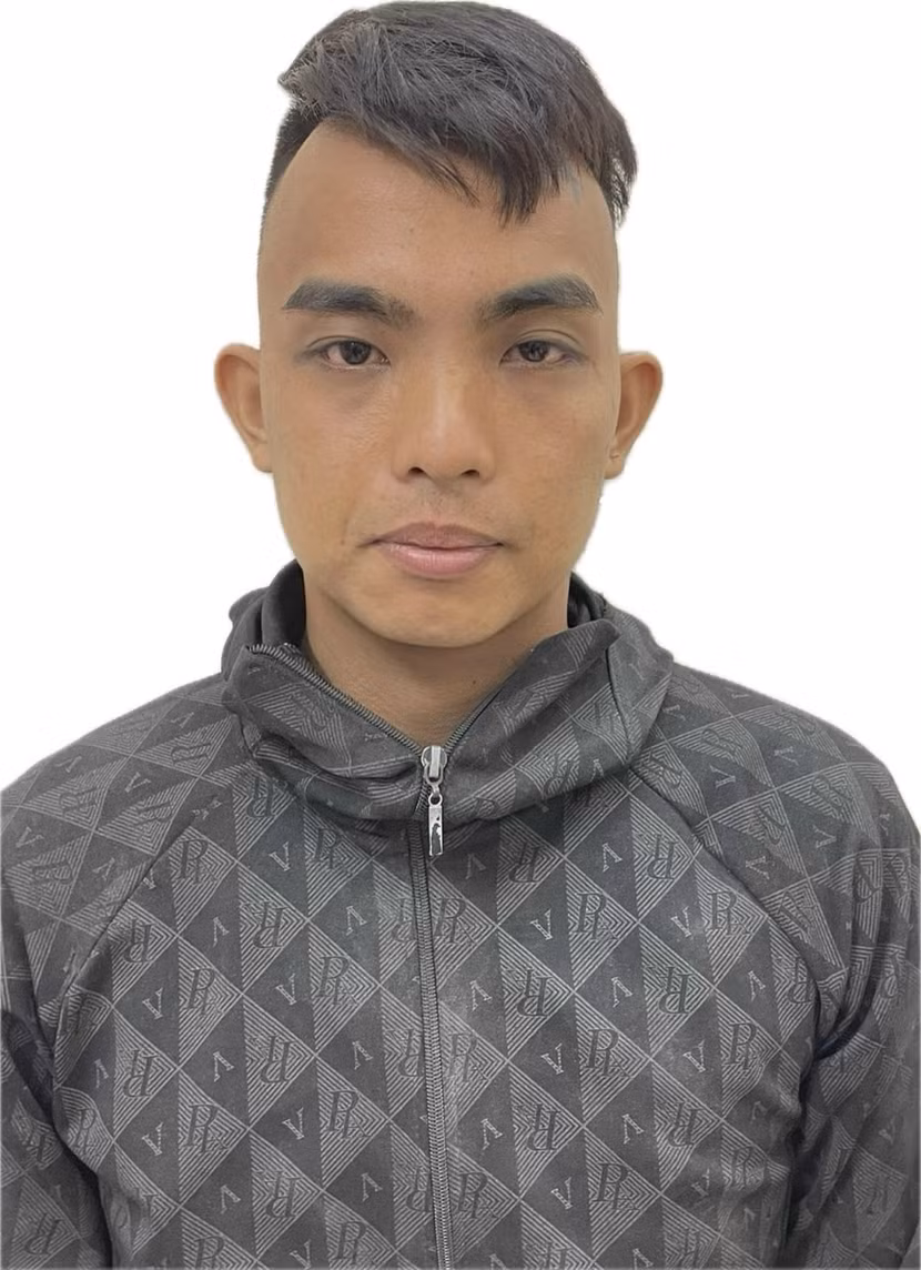 Bắt “băng cướp nhí” dùng dao phay tấn công sinh viên, cướp tài sản ảnh 3 Bắt “băng cướp nhí” dùng dao phay tấn công sinh viên, cướp tài sản ảnh 3