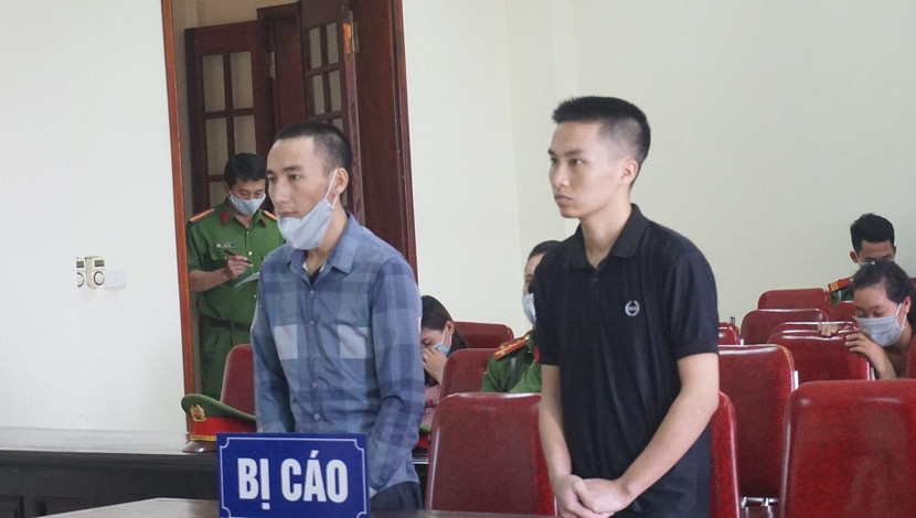 Hai anh em Lồng và Xâu trong phiên xét xử