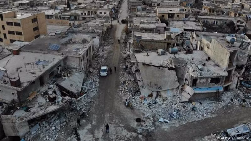 Hình ảnh thị trấn Al-Bara ở tỉnh Idlib nhìn từ trên không sau các cuộc không kích