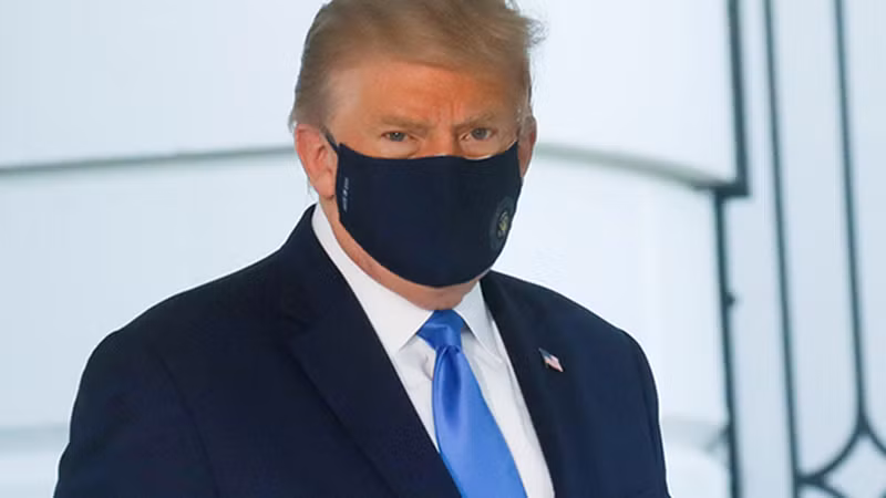 Tổng thống Mỹ Donald Trump tuyên bố đã ngưng dùng thuốc chống Covid-19