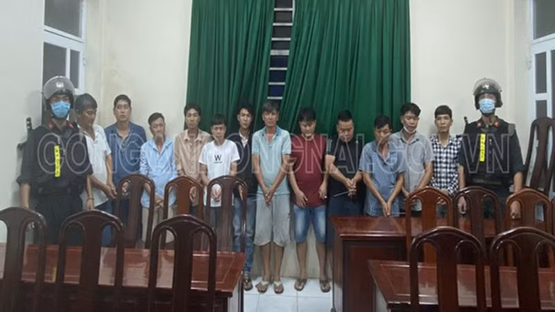 Các đối tượng tại cơ quan công an