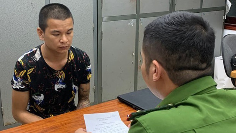 Khổng Quốc Anh tại cơ quan công an (Ảnh: Công an cung cấp) Khổng Quốc Anh tại cơ quan công an (Ảnh: Công an cung cấp)