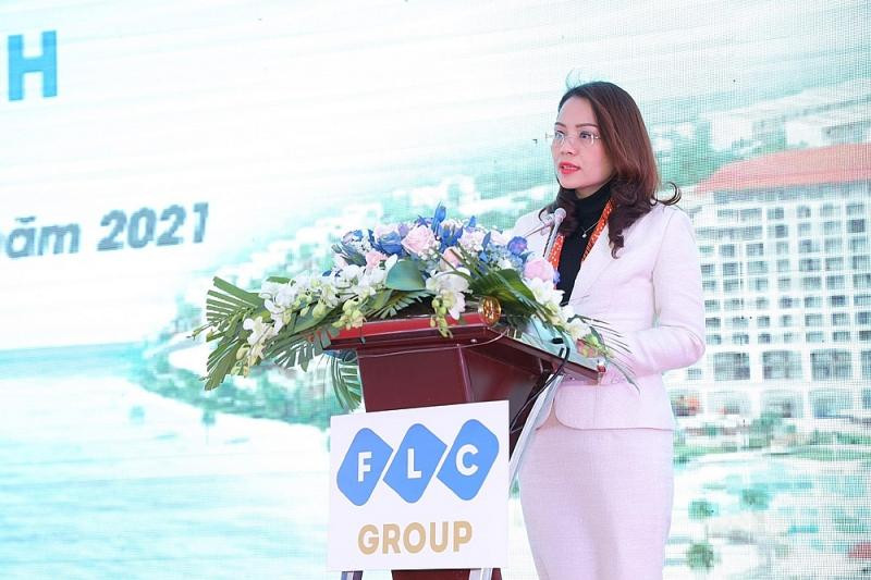 Bà Hương Trần Kiều Dung – Phó Chủ tịch Tập đoàn FLC phát biểu tại Lễ khởi công