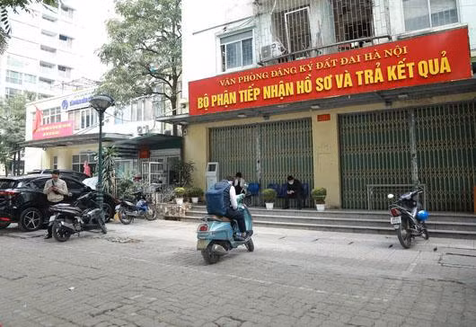 Văn phòng Đăng ký đất đai Hà Nội tạm dừng hoạt động bộ phận tiếp nhận và trả hồ sơ Văn phòng Đăng ký đất đai Hà Nội tạm dừng hoạt động bộ phận tiếp nhận và trả hồ sơ
